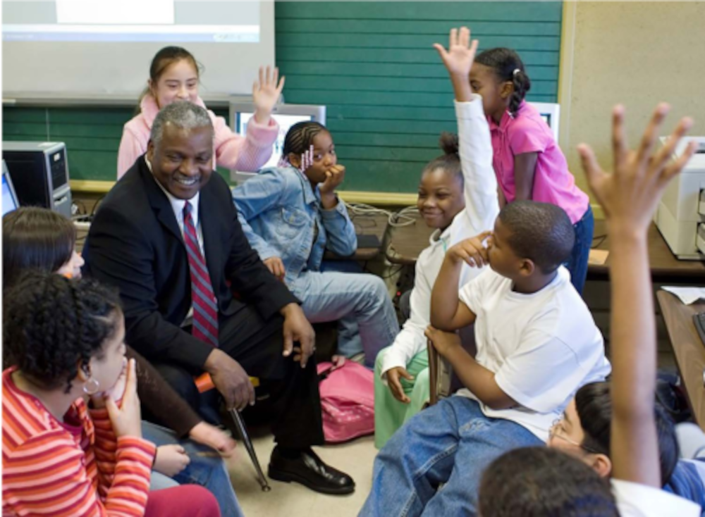 Assemblymember Swanson in a classroom with elementary school children